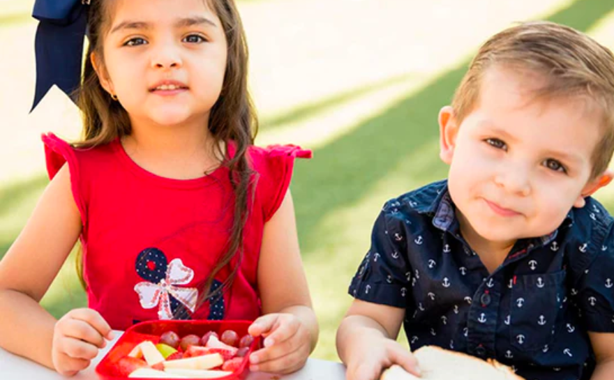 Consejos de auto-alimentación para niños pequeños