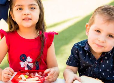 Consejos de auto-alimentación para niños pequeños