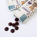Gumis Berries de Kuna Foods, gomitas de fruta para colación, con forma redonda color cacao